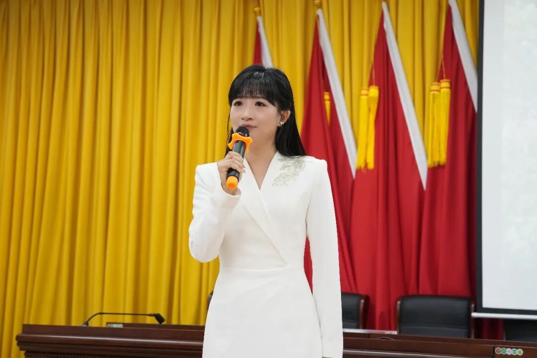 2e39ba44-ca44-4af2-a179-4bfd5b5ebf75.jpg